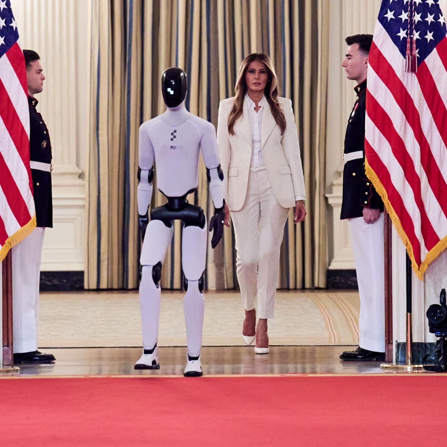 Melania Trump präsentiert Lernroboter – und erntet online Spott