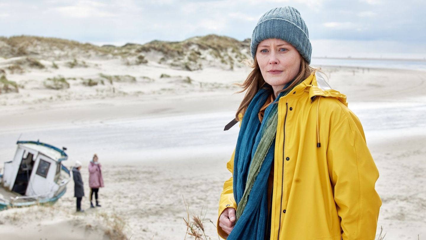 Journalistin Suse (Silke Bodenbender) verbringt mit anderen Frauen einige Kurwochen an der Nordsee. Zu Beginn des Films "Fast perfekte Frauen" scheint die taffe Medienfrau kein Problem zu haben – doch das ändert sich mit der Dauer ihres Aufenthaltes.