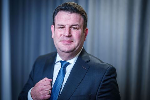 Der SPD-Politiker Hubertus Heil will frischen Sauerstoff für seine Partei. (Archivbild) Foto: Michael Kappeler/dpa