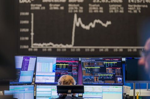 Für viele DAX-Konzerne war 2025 ein Krisenjahr. (Symbolbild) Foto: Andreas Arnold/dpa