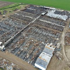 Zehntausende Tiere verendeten 2021 beim Brand in Alt Tellin. (Archivbild) Foto: Stefan Sauer/dpa-Zentralbild/dpa