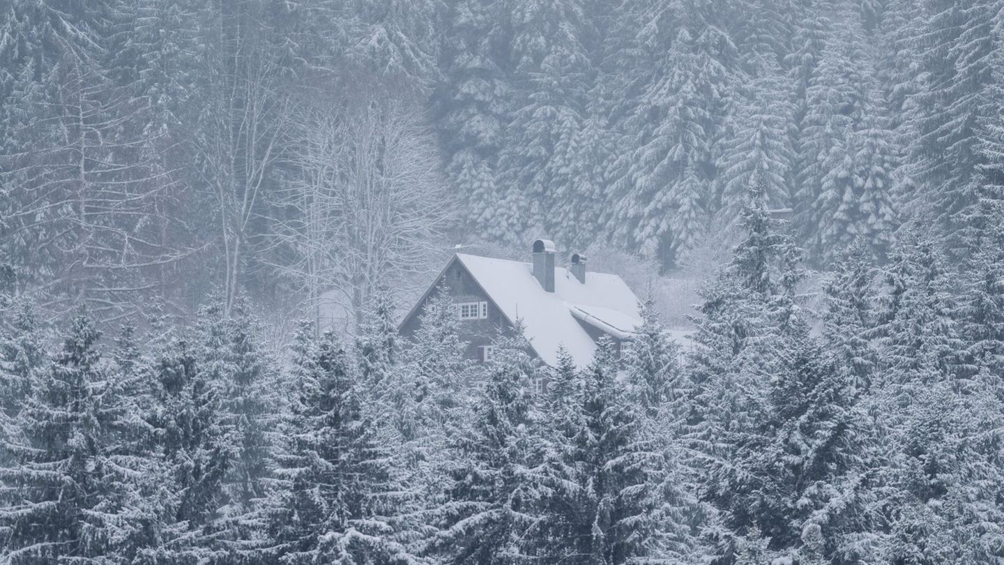 Den Menschen in Baden-Württemberg steht in Teilen des Landes ein weißes Wochenende bevor. Foto: Silas Stein/dpa