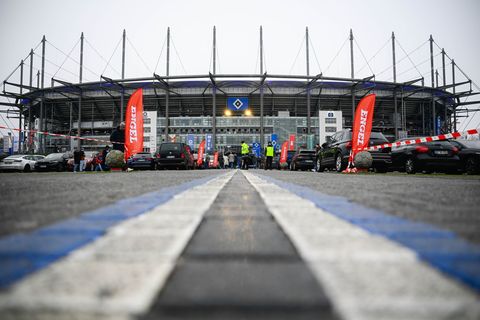 Langfristig soll das neue HSV-Talent Andrej Vasiljevic im Volksparkstadion bei den Profis spielen. Foto: Gregor Fischer/dpa