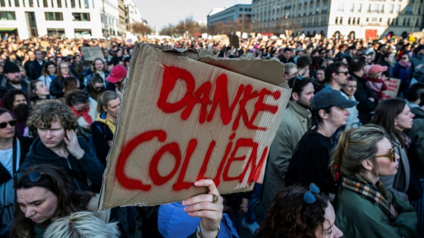 Protest gegen digitale sexuelle Gewalt in Berlin