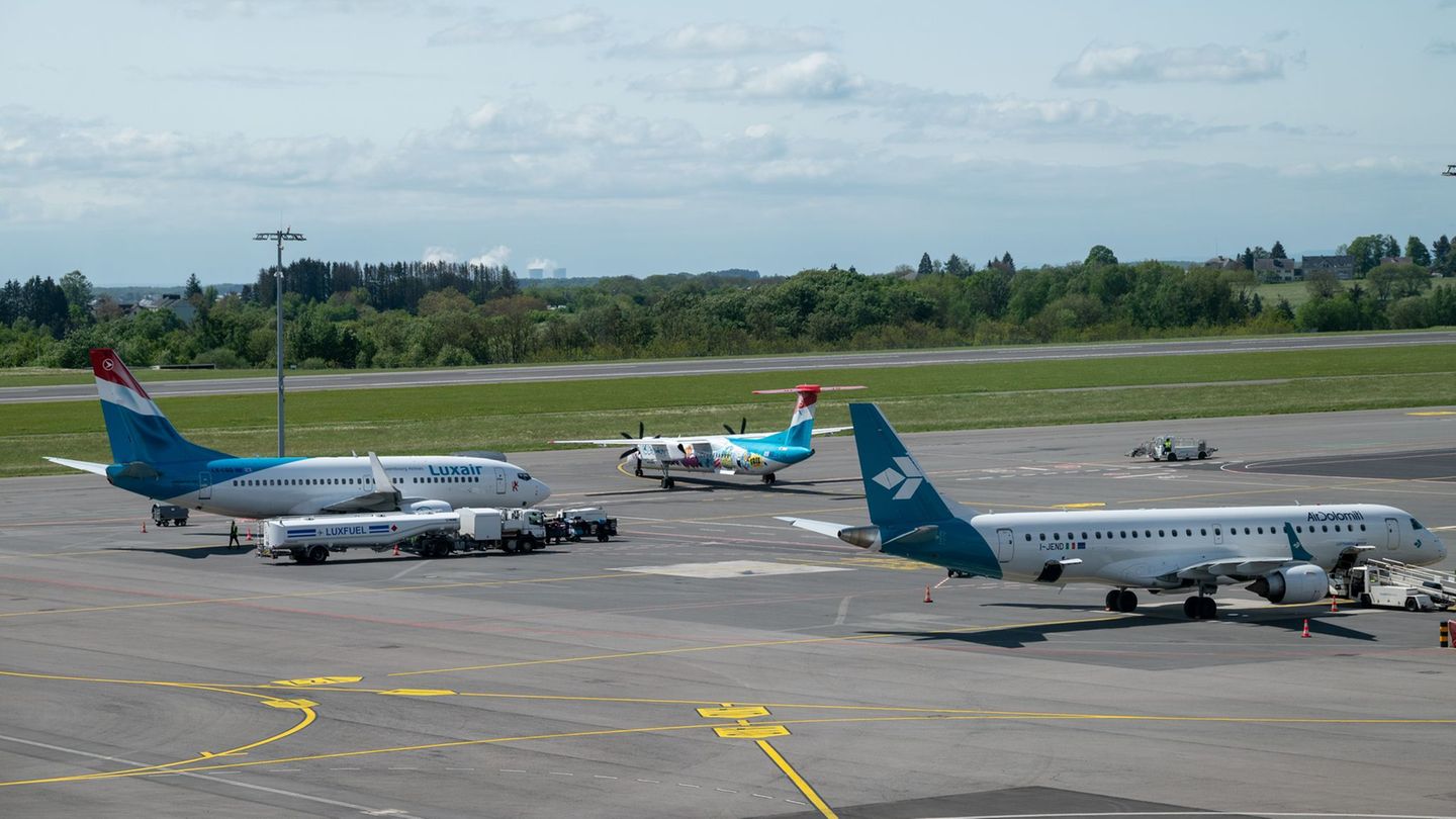Luftverkehr: Luxair-Maschine dreht kurz nach dem Start um