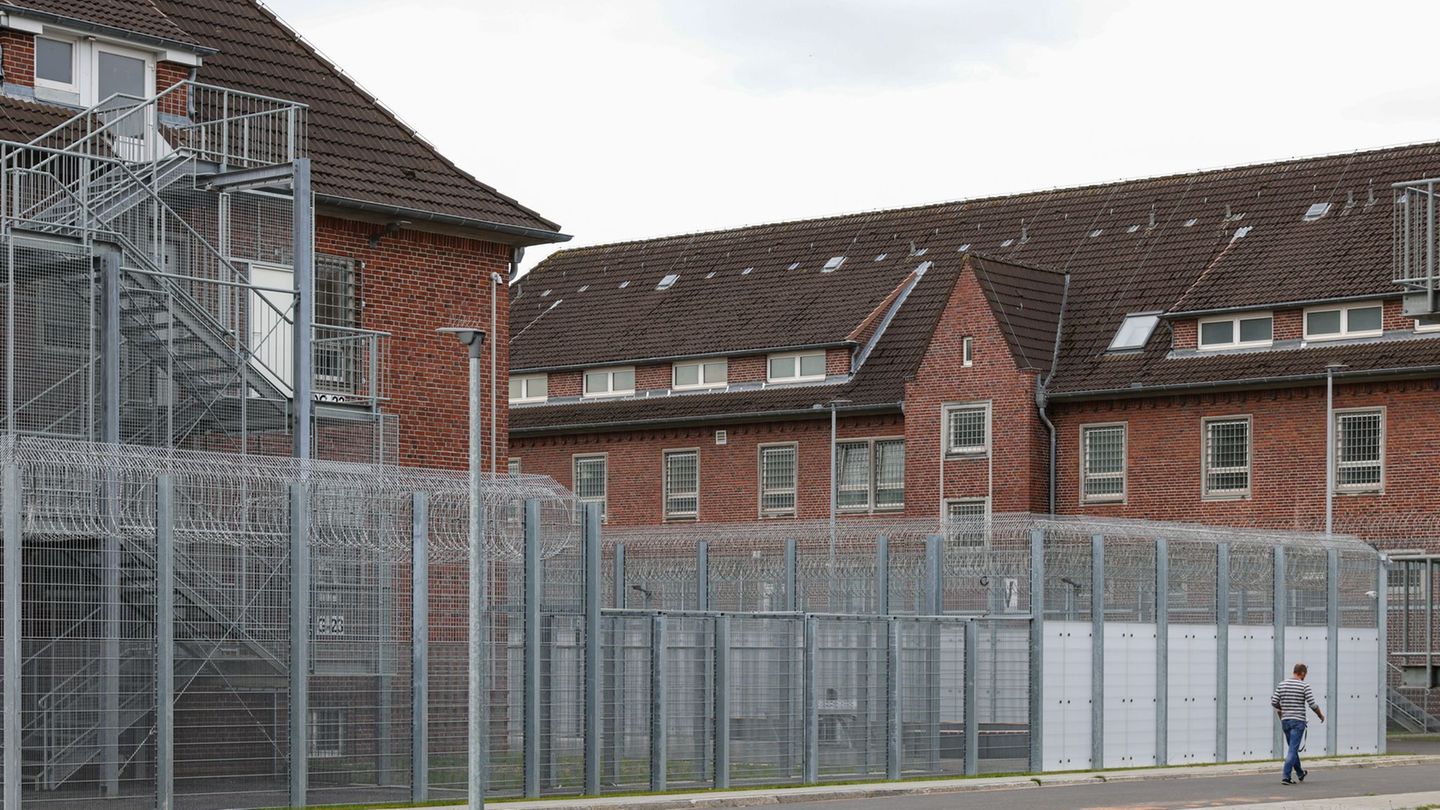 Die Abschiebehaft soll verhindern, dass Ausreisepflichtige vor einer geplanten Rückführung untertauchen. (Archivbild) Foto: Ulri