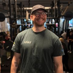 Stärkere Muskeln, bessere Laune: Max Oehmichen im Kraftraum