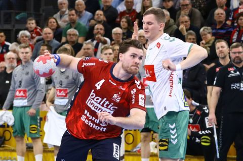 Flensburgs Kapitän Johannes Golla ist nicht zu stoppen. Foto: Michael Hundt/dpa