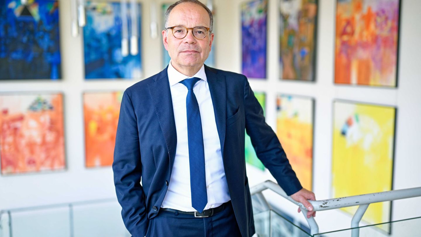 Gassmann gilt als hervorragend vernetzt, erfahren und innovativ. (Archivbild) Foto: Uwe Anspach/dpa