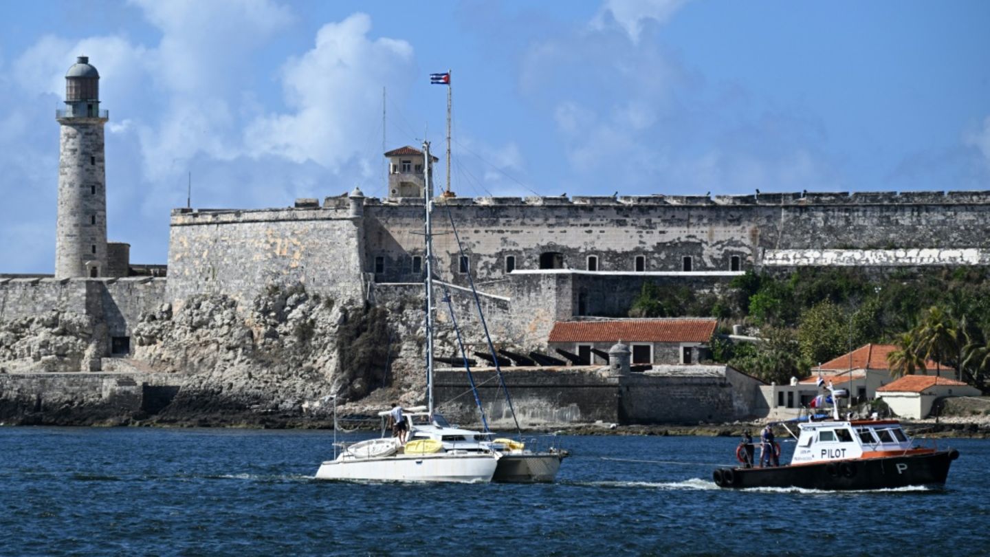 Eines der zeitweise vermissten Boote im Hafen von Havanna