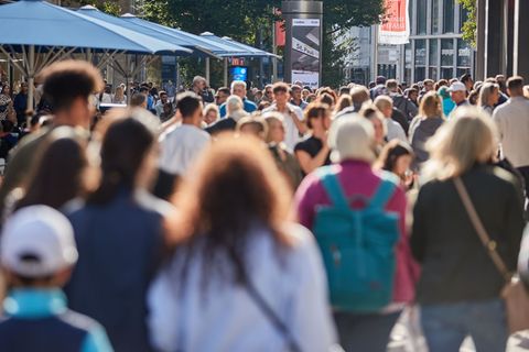 Hamburgs Geschäfte hatten zum zweiten Mal in diesem Jahr sonntags geöffnet. (Archivbild) Foto: Georg Wendt/dpa