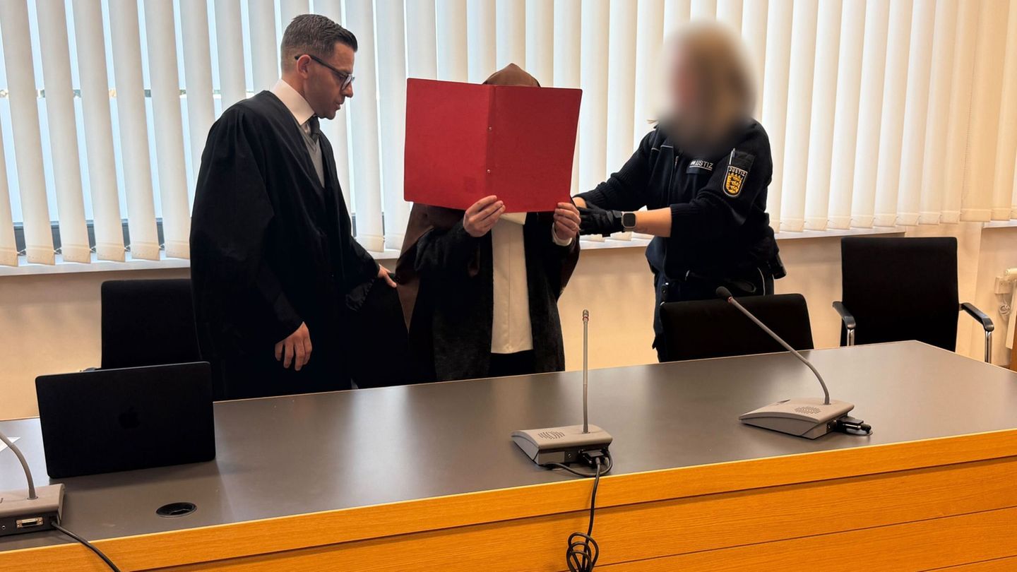 Gerichtsverfahren endet: Als Lehrerin ausgegeben: Urteil gegen Hochstaplerin erwartet