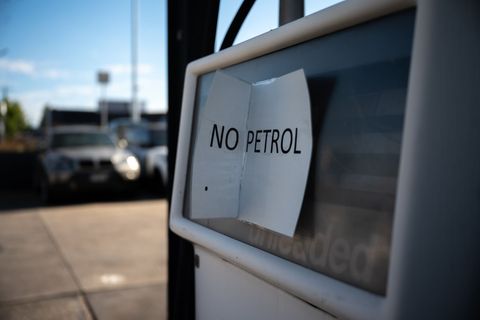 Australien senkt seine Spritsteuer - zunächst für drei Monate. (Archivbild) Foto: Jay Kogler/AAP/dpa