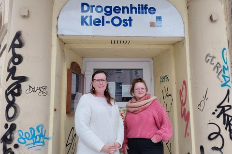 Die Drogenhilfe in Kiel, mit zwei Standorten am Ost- und Westufer, ist die einzige Einrichtung in Schleswig-Holstein, die sich a
