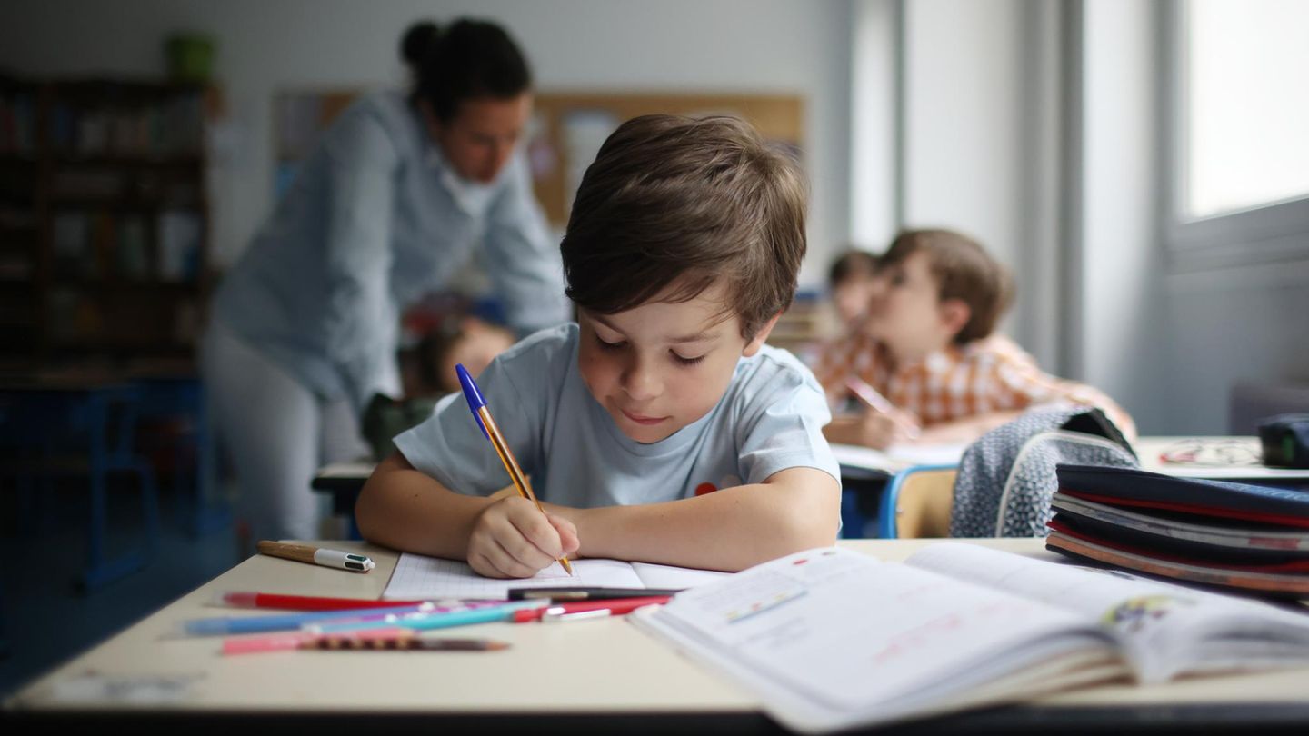 Gehirn: Kind in der Schule