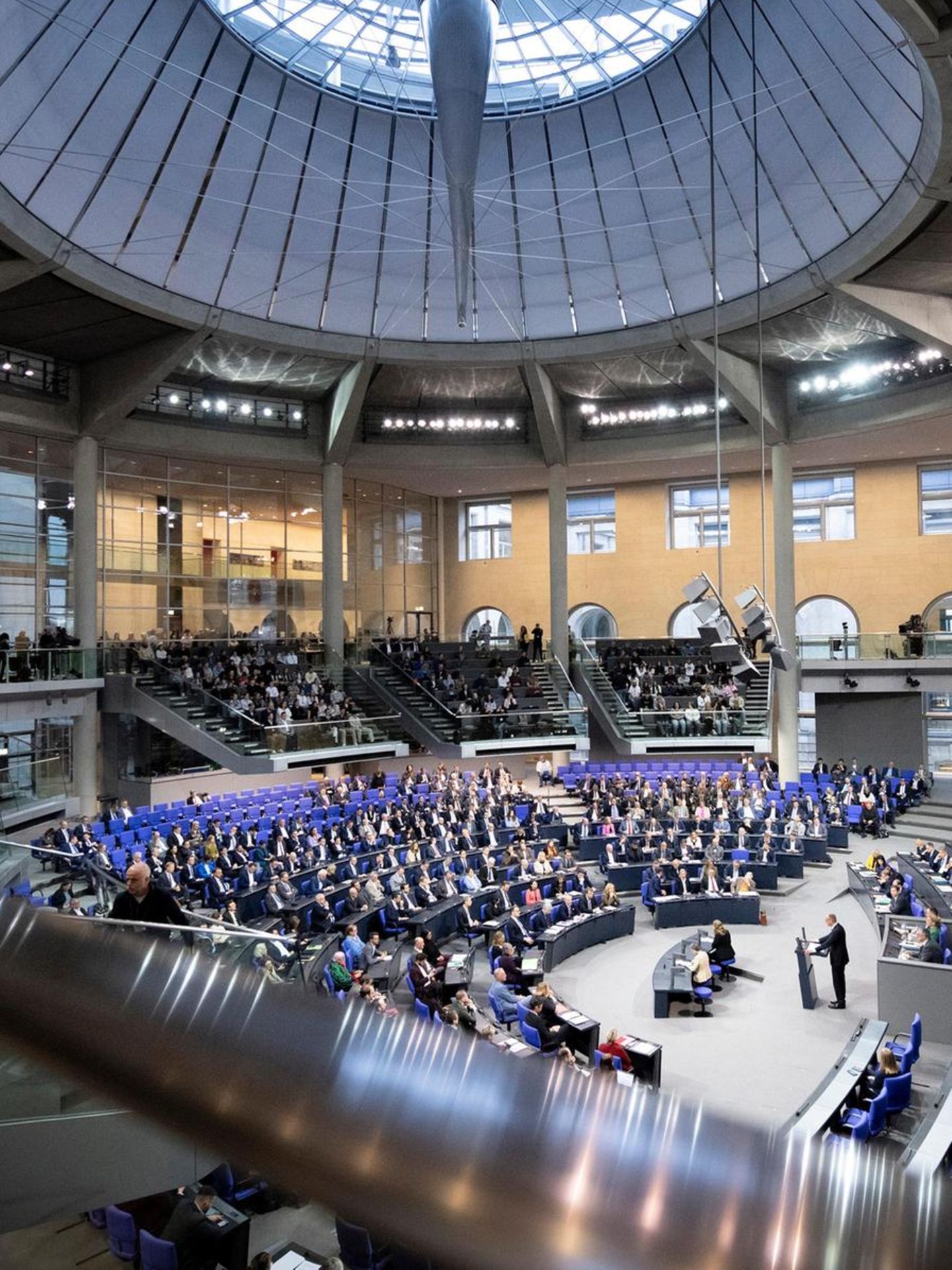 Geht es auch ohne Brandmauer? Bild vom Bundestag