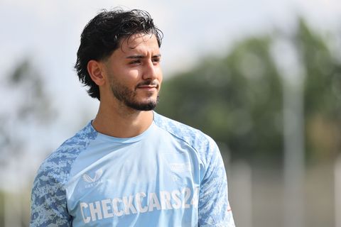 Kevin Sessa spielt seit Sommer 2024 für die Berliner. (Archivbild) Foto: Andreas Gora/dpa