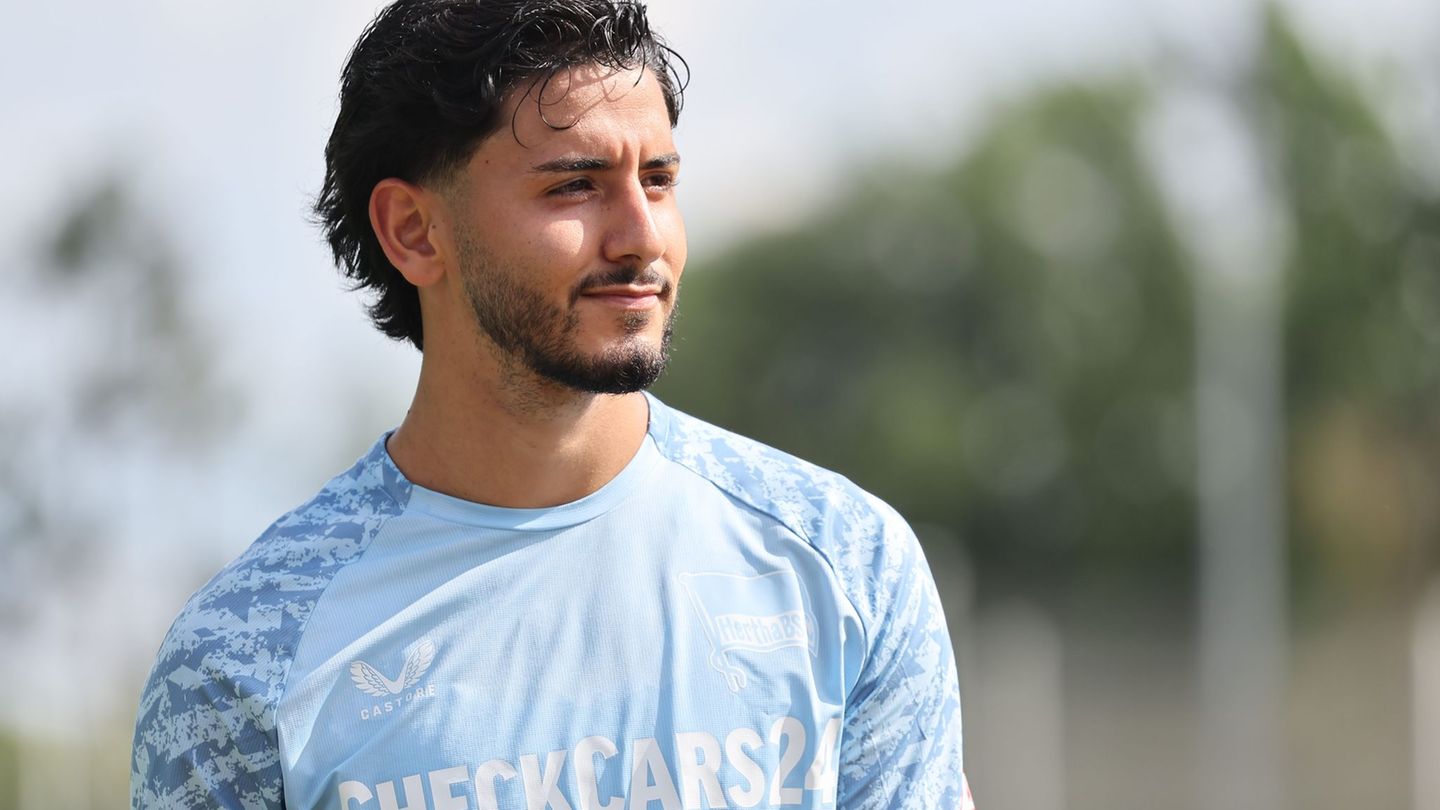 Kevin Sessa spielt seit Sommer 2024 für die Berliner. (Archivbild) Foto: Andreas Gora/dpa