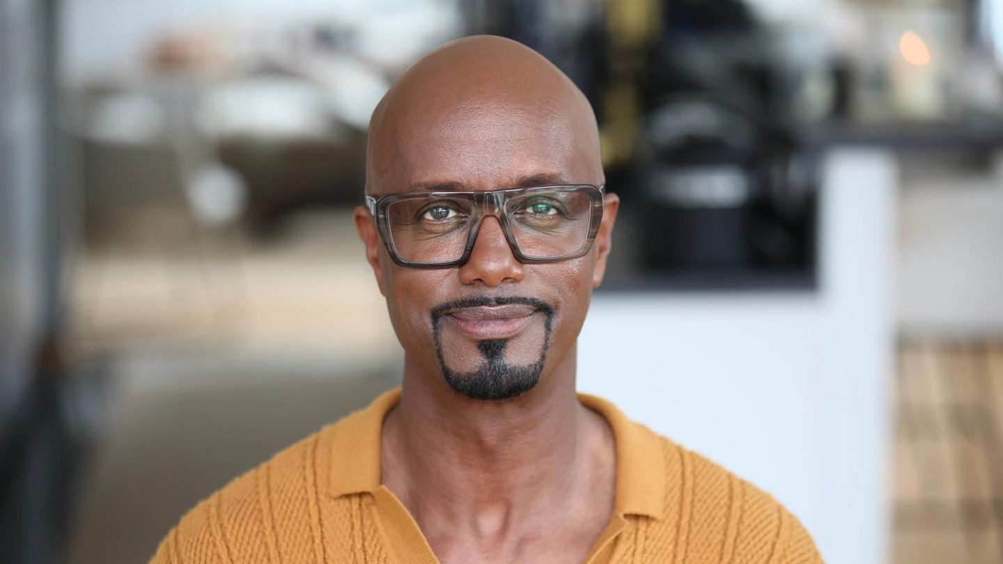 NDR-Moderator: Yared Dibaba: „Mikroaggressionen sind wie permanenter Nieselregen“