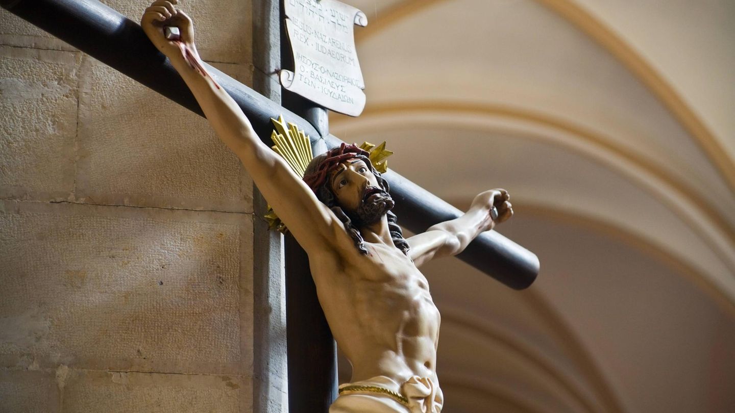 Religion: Warum haben Jesus-Figuren oft so ausgeprägte Bauchmuskeln?