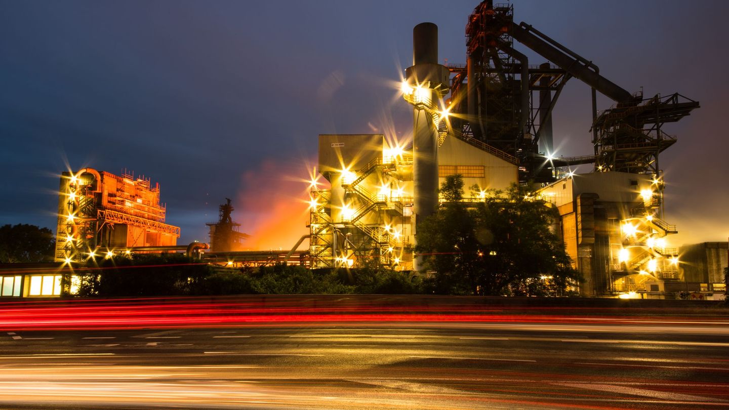 Die Industrie im Saarland hat sich abgeschwächt. Foto: Andreas Arnold/dpa