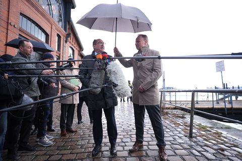 Bund und Länder wollen bei der Abwehr hybrider Bedrohungen eng zusammenarbeiten. Foto: Marcus Brandt/dpa