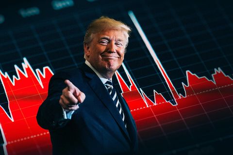 Montage zeigt Donald Trump vor einem Börsenkurs-Chart