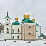 Die Erlöserkirche von Berestowe, eine orthodoxe Kirche in Kiew. Sie stammt ursprünglich aus dem 11. Jahrhundert und gilt als seltenes Beispiel der Kiewer Rus’-Architektur.