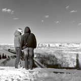 1995 ist Volker Kreidler in Kiew unterwegs. Die ukrainische Hauptstadt liegt nur wenige Stunden von Tschernobyl entfernt. Kaum zehn Jahre nach dem Atomunglück sind die Nachwirkungen hier noch zu spüren.