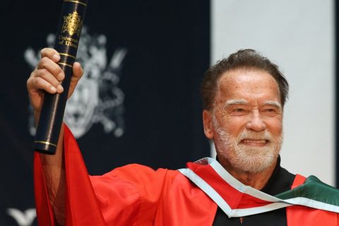 Arnold Schwarzenegger an der Ulster University in Belfast.