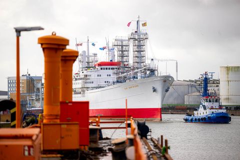 Ab Mittwoch können wieder Besucher an Bord. (Archivbild) Foto: Sina Schuldt/dpa