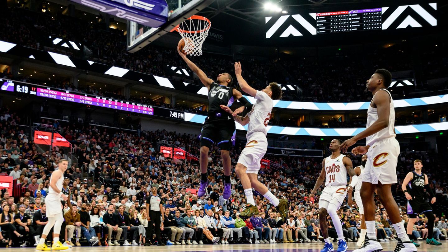 Die Cavaliers holten sich den Sieg in Salt Lake City. Foto: Tyler Tate/AP/dpa