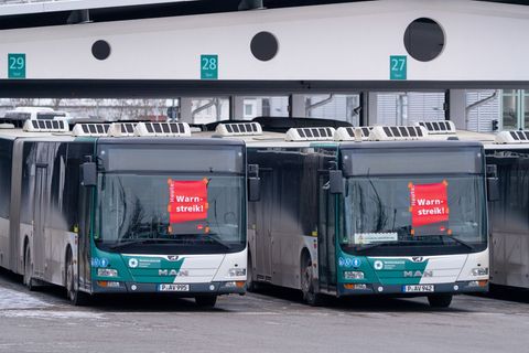 Zuletzt hatte die Gewerkschaft Verdi mehrfach zum Warnstreik im Nahverkehr aufgerufen. (Archivbild) Foto: Georg Moritz/dpa