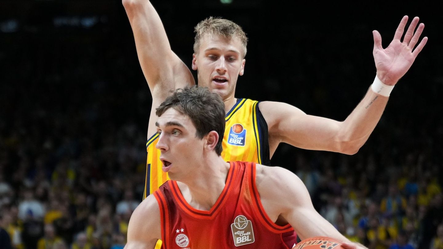 Justinian Jessup verlängert beim FC Bayern. (Archivbild) Foto: Soeren Stache/dpa