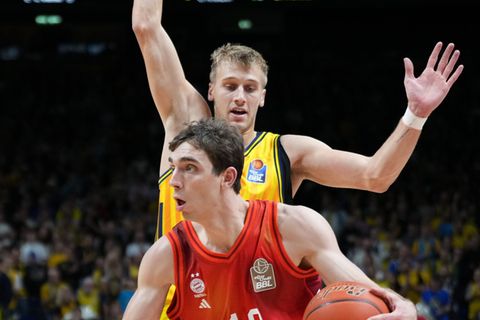 Justinian Jessup verlängert beim FC Bayern. (Archivbild) Foto: Soeren Stache/dpa