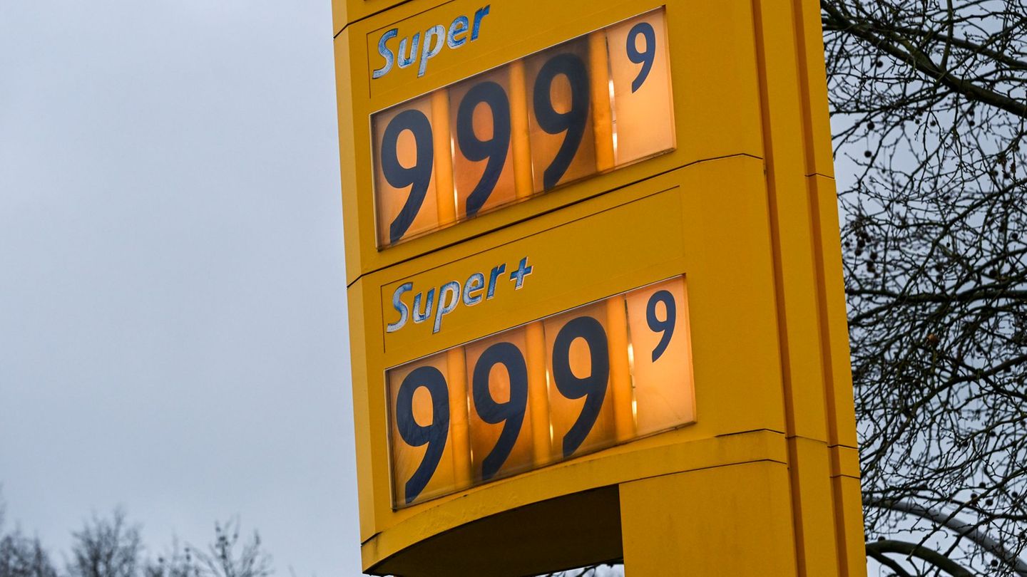 In Polen gilt seit Dienstag ein Spritpreisdeckel. Foto: Jens Kalaene/dpa