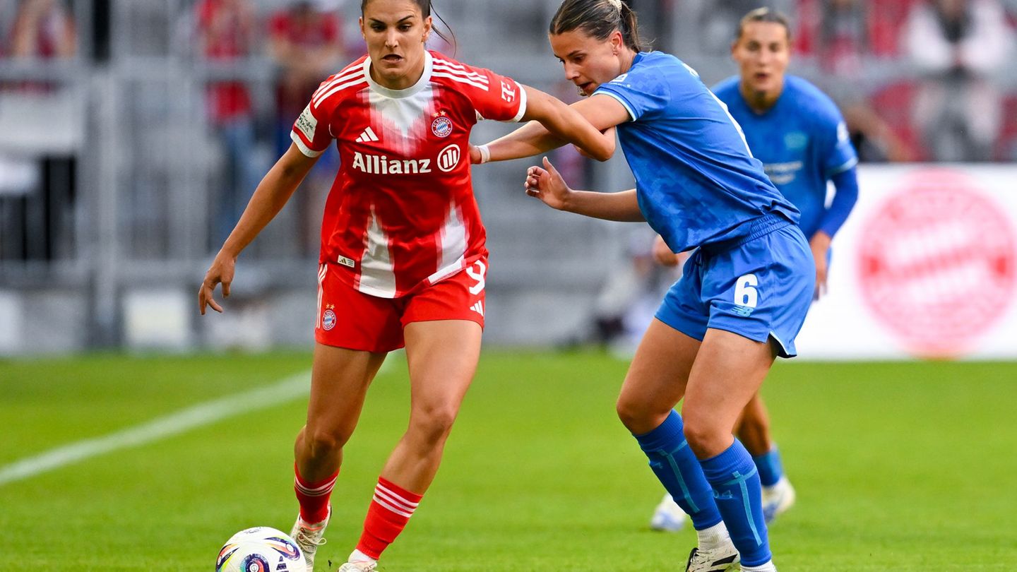 Katharina Piljic (r) wechselt zur nächsten Saison aus Leverkusen nach Wolfsburg. (Archivbild) Foto: Sven Hoppe/dpa