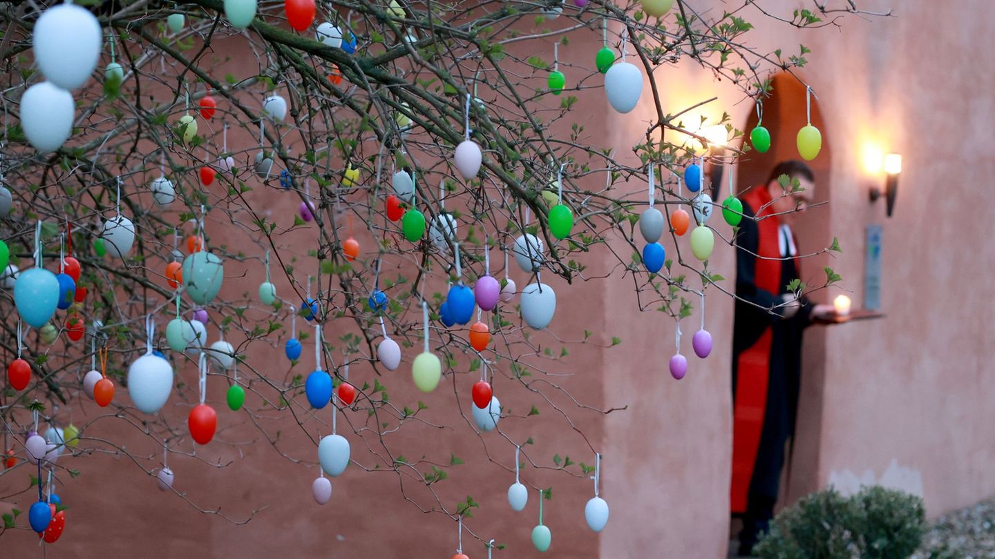 Unter anderem mit Gottesdiensten feiern die Christen in Mitteldeutschland Ostern. (Archivbild) Foto: Peter Gercke/dpa-Zentralbil