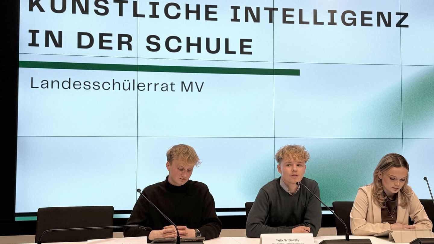 Viele Schüler nutzen KI für die Schule. Foto: Iris Leithold/dpa /dpa