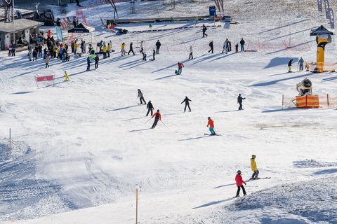 Für Wintersportler gibt es ein letztes Ski-Comeback am Feldberg. (Archivbild) Foto: Silas Stein/dpa