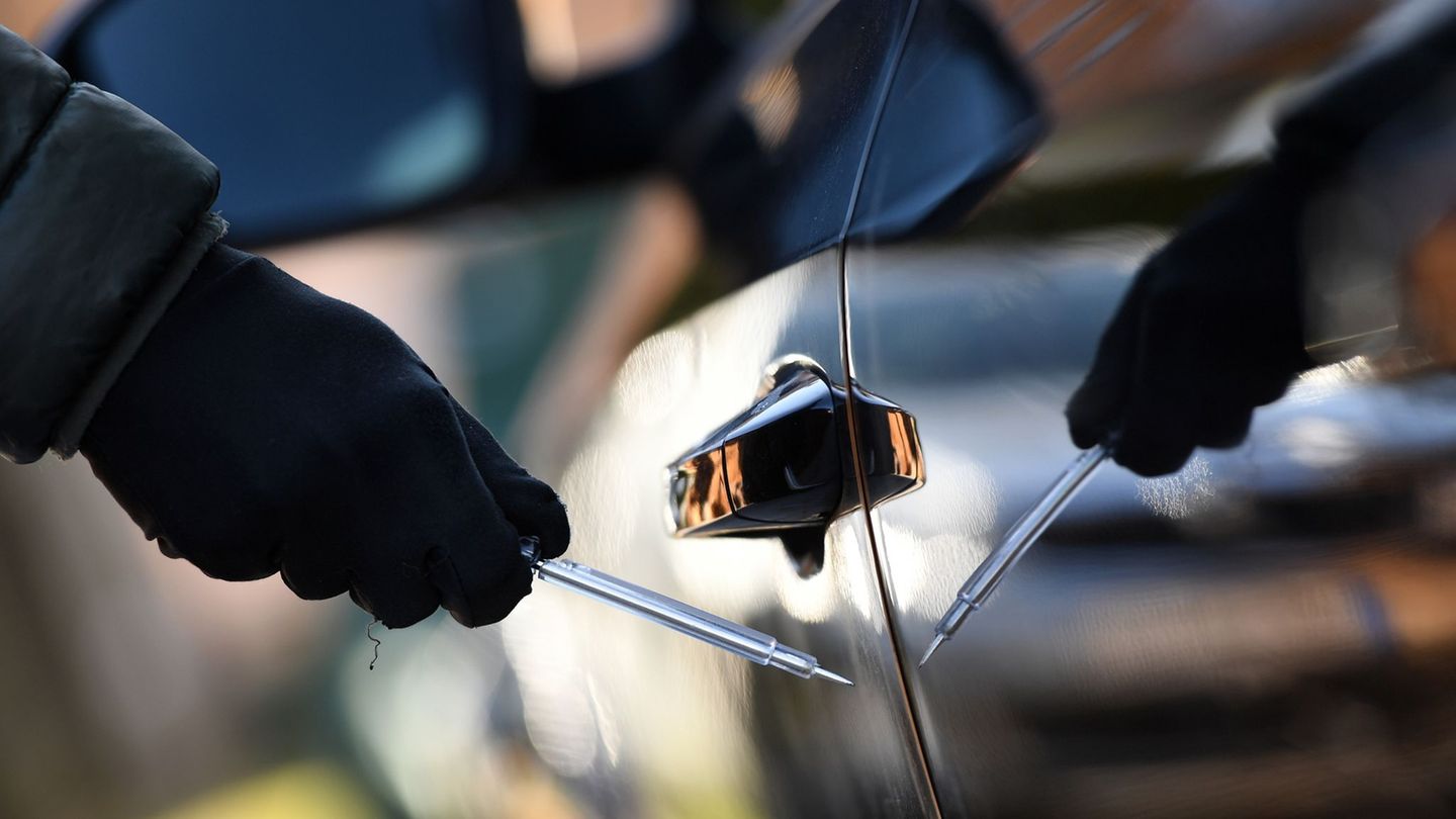 Serie in Hannover: Rund 500 zerkratzte Autos – Polizei ermittelt Verdächtigen