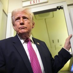 US-Präsident Donald Trump sagt, die Straße von Hormus werde sich nach Abschluss des Militäreinsatzes von allein öffnen. (Archivb