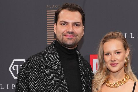 So einträchtig wie hier im Februar 2024 ist es zwischen Jimi Blue Ochsenknecht und Laura-Marie Geissler schon lange nicht mehr