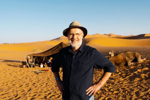 Schon als Kind fragte sich Harald Lesch – hier in der marokkanischen Wüste, "wie all das Wissen in die Welt kam".