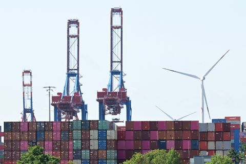 Schiffscontainer am Hamburger Hafen