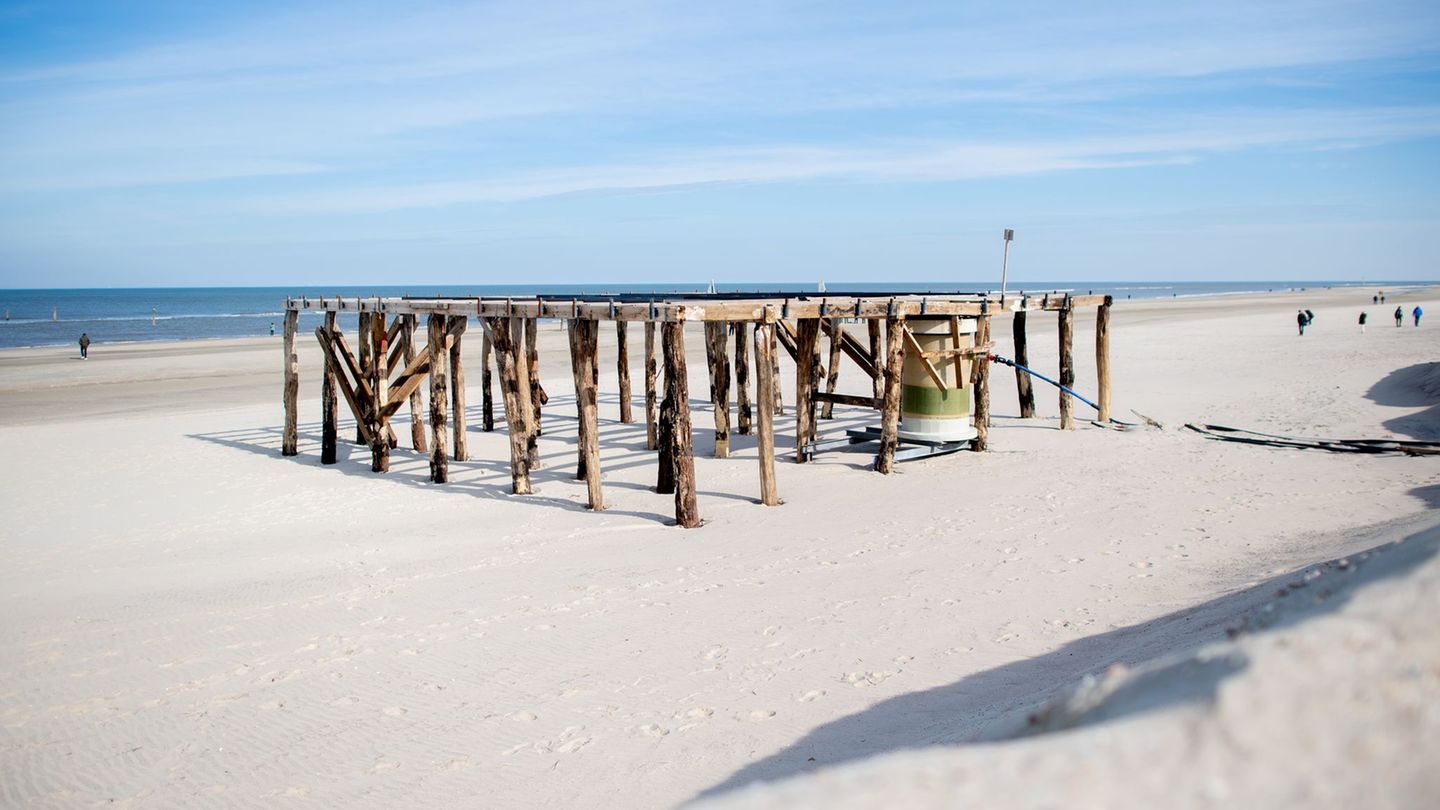 Tourismussaison: Sand fehlt – Norderneys Badestrand an Weißer Düne schrumpft