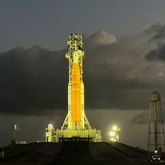 Die erste bemannte Mondmission seit mehr als 50 Jahren steht an. Foto: John Raoux/AP/dpa