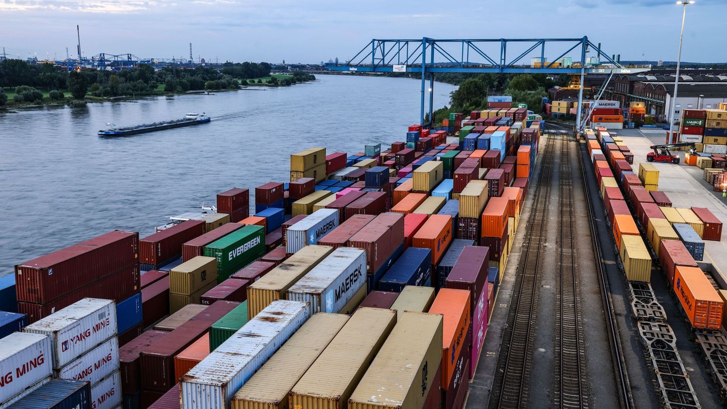 Umfrage: Folgen des Iran-Kriegs treffen viele NRW-Unternehmen hart