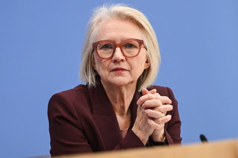 Die Professorin Monika Schnitzer von der Universität München. (Archivbild) Foto: Britta Pedersen/dpa