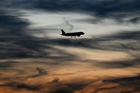 Flugzeug im Landeanflug